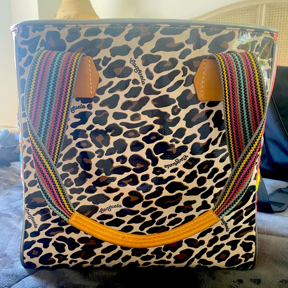 Rare Consuela Classic tote. Perfect for life on the go!